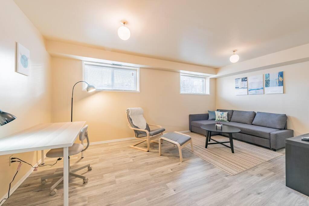 Mt Pleasant Nw 2 Bedrooms 500 Calgary Exterior photo