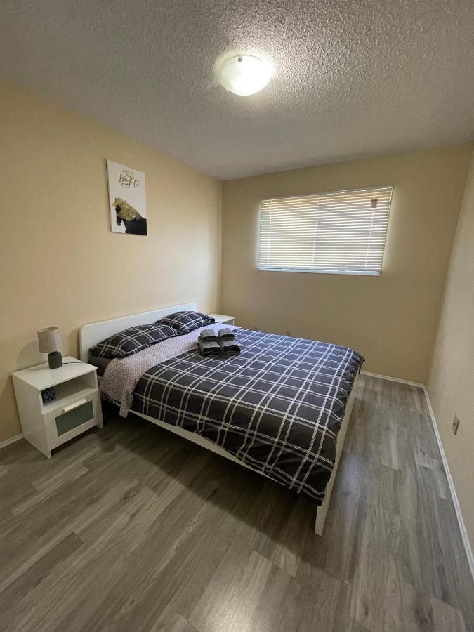 Mt Pleasant Nw 2 Bedrooms 500 Calgary Exterior photo